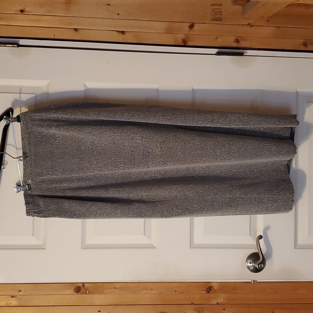 Pencil skirt